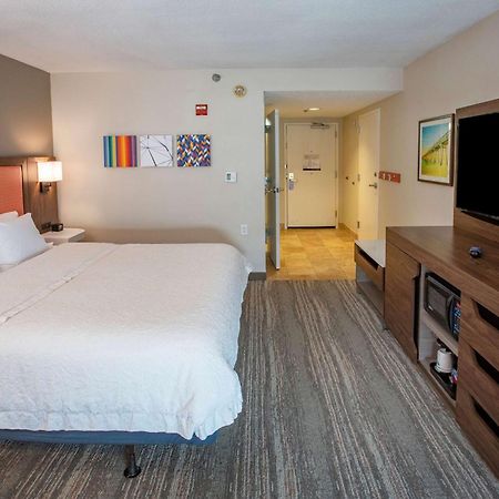 Hampton Inn Pensacola-Airport Exterior photo