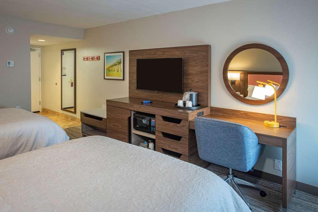 Hampton Inn Pensacola-Airport Room photo